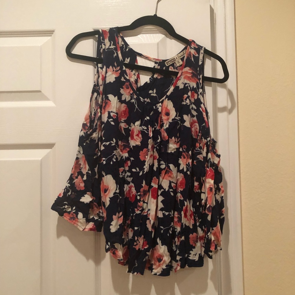 Boho Tunic w/ Shoulder Cutouts